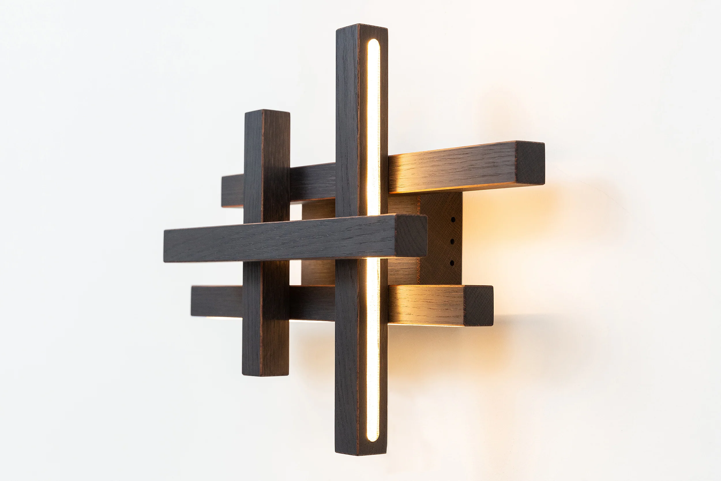 EQUILIBRIUM - Image 24