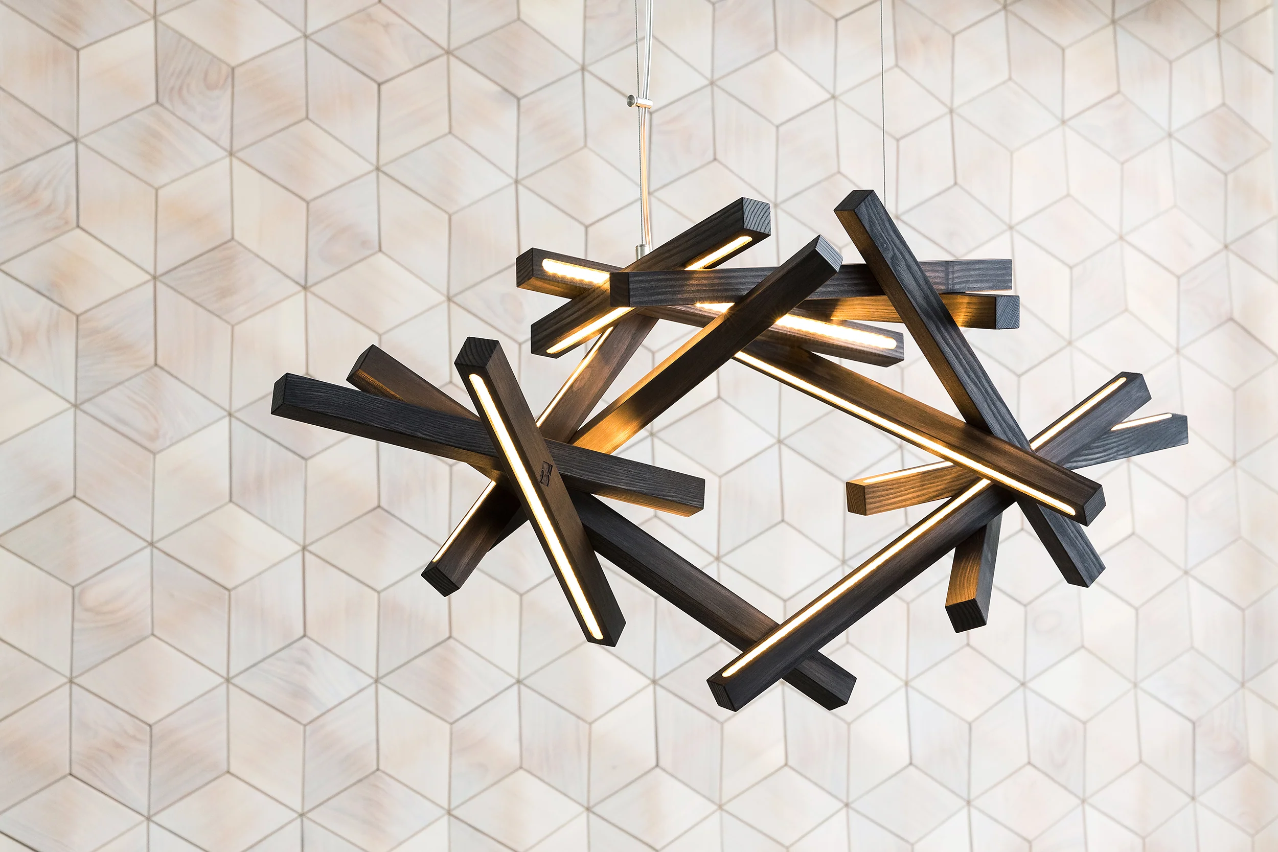 INTERSTELLAR - Image 12